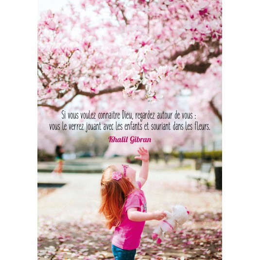 Carte Citation Enfant jouant sous un arbre en fleurs