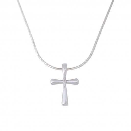 Collier avec pendentif croix en argent