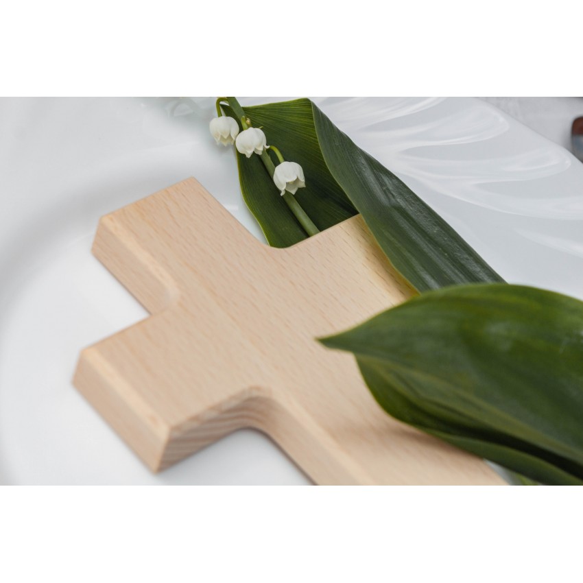 Croix Murale En Bois De Hêtre Véritable 20 Cm - Crucifix Moderne Sculpté, Idée Cadeau Communion, Baptême Ou Confirmation