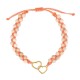 Bracelet perles artificielles et cœurs entrelacés en métal