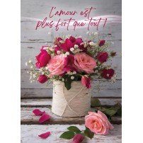Carte Avec Message Bouquet de roses sur une table